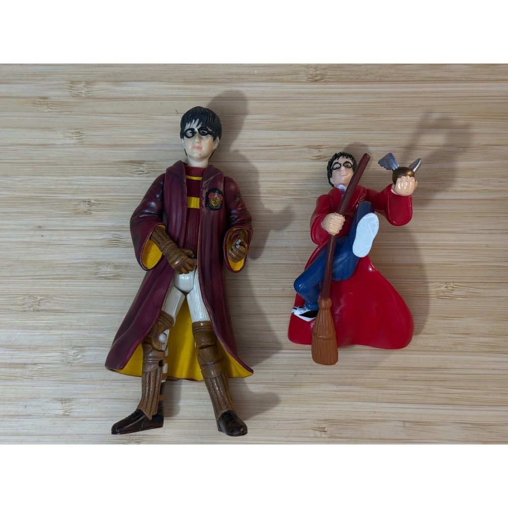 Harry Potter Quidditch Action Figure Lot Gryffindor Robes Golden Snitch Mattel